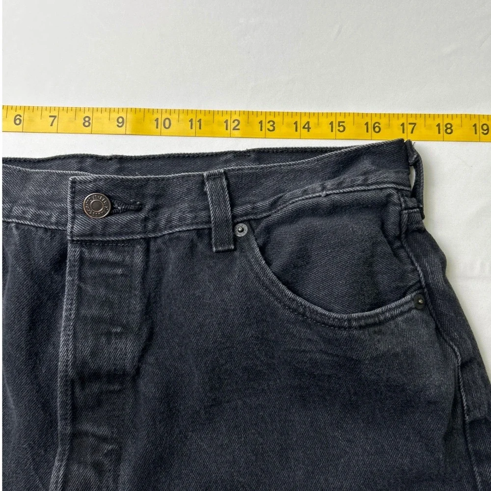 Levis Men 501 Original Fit Button Fly Straight Leg Jeans Size 38x28 Black Cotton